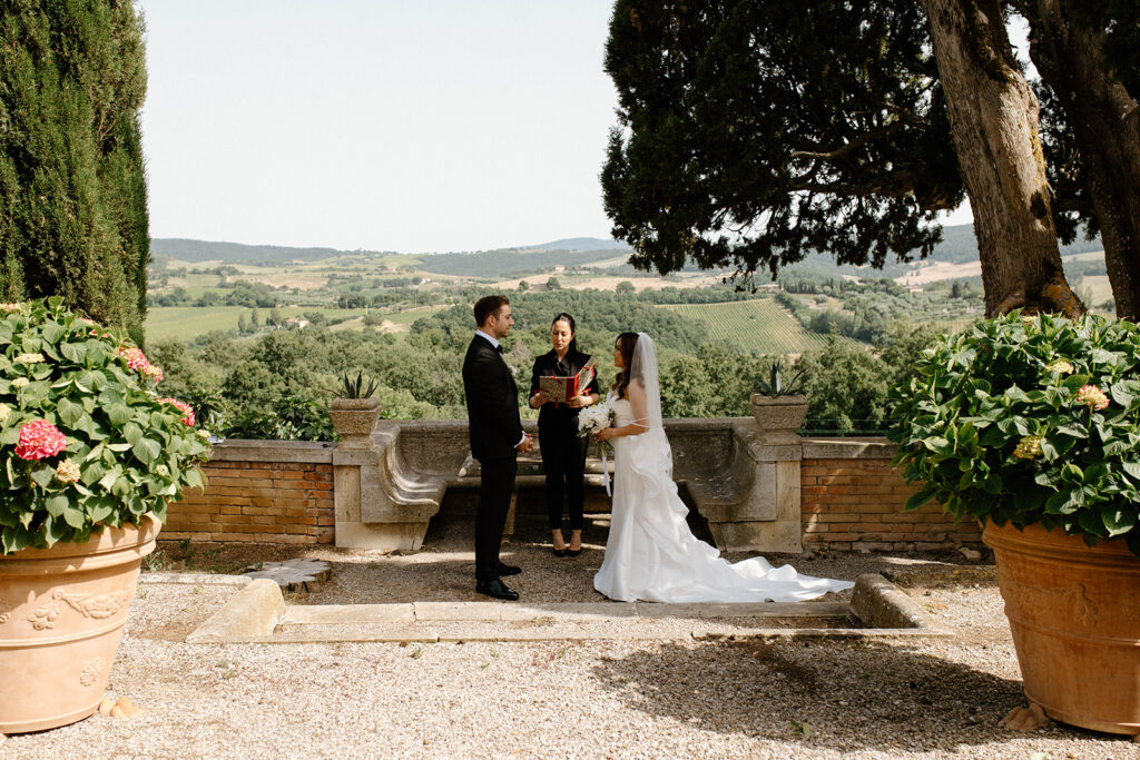 Planning intimate weddings Tuscany